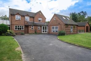 Blakeley Cottage, Bridgnorth Road, Wolverhampton WV6 7EH