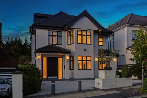 Edgeworth Crescent, Hendon, London NW4