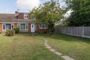 8, Nightingale Close, Canterbury CT4 7NB