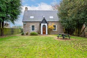 Maxwell Cottage, Marshall Way, Luncarty PH1 3EX