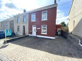 Maes Y Gelli, Heol Y Deri, Cwmgwili, Llanelli SA14 6PH