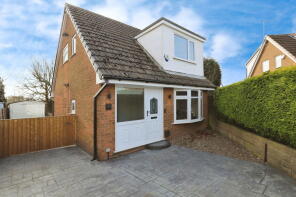 22, Northleach Close, Bury BL8 1QD