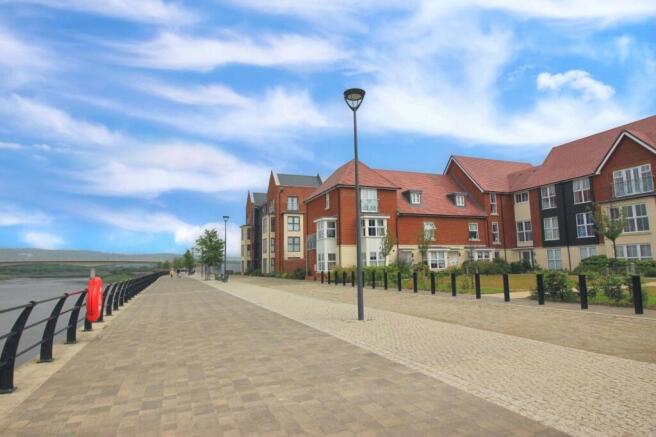 Riverside Promenade