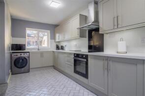 2, Rupert Kettle Drive, Southam CV47 2PU