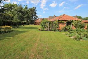Quakers Farm, School Road, Norwich NR10 4QF