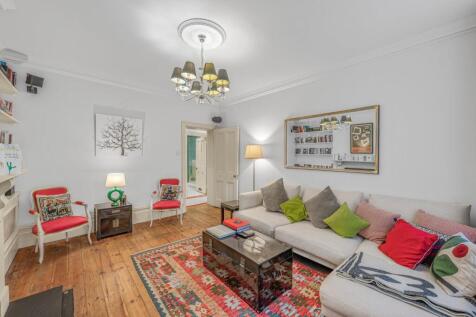 Broad Court,
Aldwych, WC2B