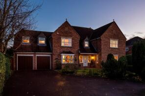 29, Lakeside, Acaster Malbis, York YO23 2TY