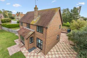 3, Manor Farm Court, Aylesbury HP22 4DH