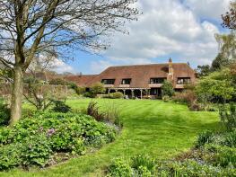 3, Trinity Barns, Weston Lane, Weston, Petersfield GU32 3NN
