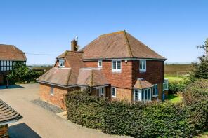 3 North Down House, The Anvils, Hythe CT21 4PF