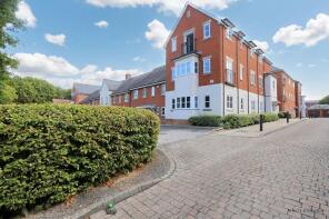 3, Lincoln House, Consort Mews, Fareham PO17 5DT