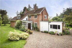 Lower Meadow, Hill Farm Lane, Welwyn AL6 9BW