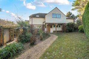 2 Middlemead, Rectory Close, Etchingham TN19 7BH