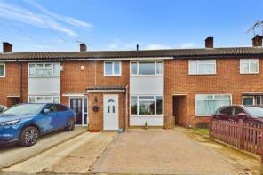 64, Doddsfield Road, Slough SL2 2AH