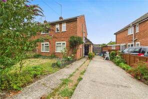 6, Purley Way, Pangbourne, Reading RG8 7JY