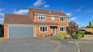 63, Truesdale Gardens, Peterborough PE6 9QQ