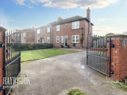 33, Pilley Green, Pilley, Barnsley S75 3AB