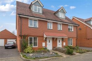 51, Parsons Way, Farnham GU10 1FB