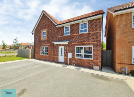 Furnace Close, Rossington, Doncaster, DN11