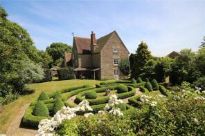 1 Manor Farm, Careys Road, Towcester NN12 7NX