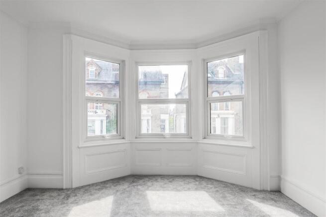 1st-floor-16-Upper-Grove-14.jpg