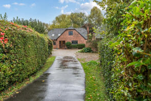 102, Ledbury Road, Hereford HR1 2TB