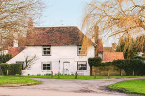 Forge House, Almshouse Road, Faversham ME13 0PJ