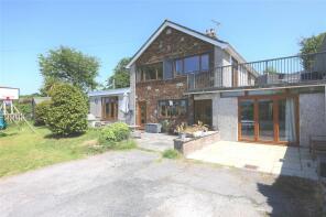 Nanjizel, Road From Gooseford Lane To Mendennick Hill, Torpoint PL11 3AT