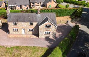 Berth Yr Aur, Garth Road, Garth, Trevor LL20 7UY