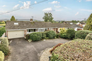 Veryan, Howleigh Lane, Blagdon Hill, Taunton TA3 7SW