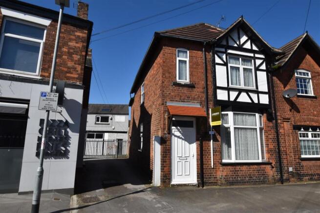 3 bedroom End Terrace for sale