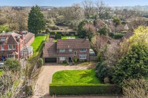Largo, Broad Road, Hambrook, Chichester PO18 8RF