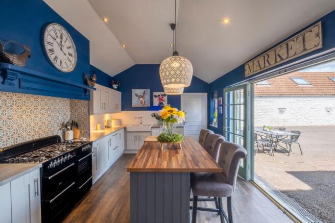 Kitchen 4