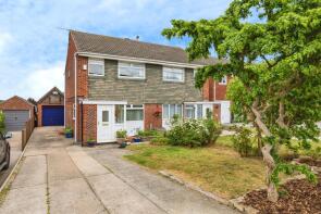 7, Chapelfield Crescent, Thorpe Hesley, Rotherham S61 2TP
