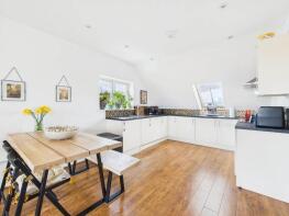 Apartment 6, The Firs, High Street, Aylesbury HP22 4JU
