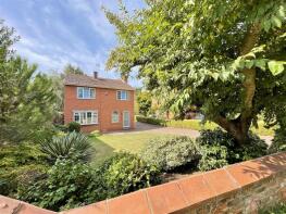 Brentor House, Main Street, Great Heck, Goole DN14 0BQ