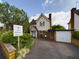 6, The Crest, High Wycombe HP14 4AQ