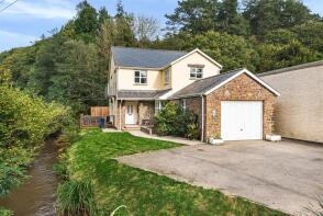 Stoneybridge House, Road Past Milltown, Barnstaple EX31 4HG