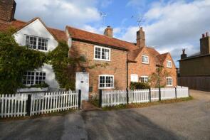 2, Red Lion Cottages, Village Road, Amersham HP7 0QZ