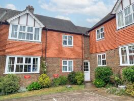 Flat 7, Wellington Court, Rue De Bayeux, Battle TN33 0EB