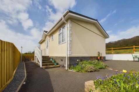 Elmtree Avenue, Tickenham, Clevedon, North Somerset, BS21