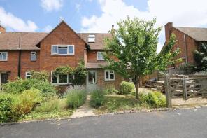 13, Hollycroft, Lewes BN7 3AZ