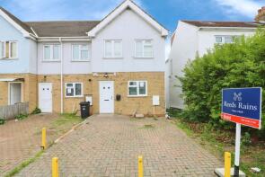1c, Grasmere Gardens, Ilford IG4 5LF