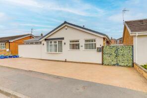 69, Polperro Way, Nottingham NG15 6JX
