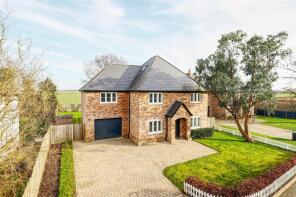 1, Amiens Close, Ware SG12 8FJ