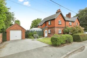 Ayre Cottage, Newington Road, Doncaster DN10 6DJ