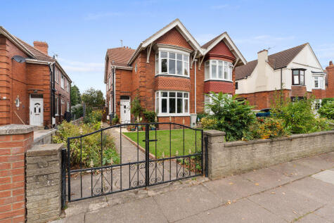 Weelsby Road, Grimsby
