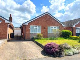 9, Chaseview Road, Alrewas, Burton-on-trent DE13 7EL