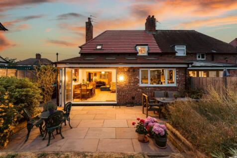 Cromwell Road, Northwich, CW8