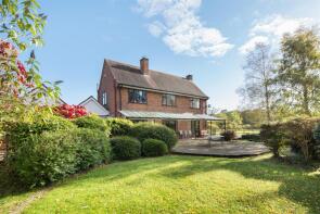Lyndhurst, Seafield Lane, Redditch B98 9BX